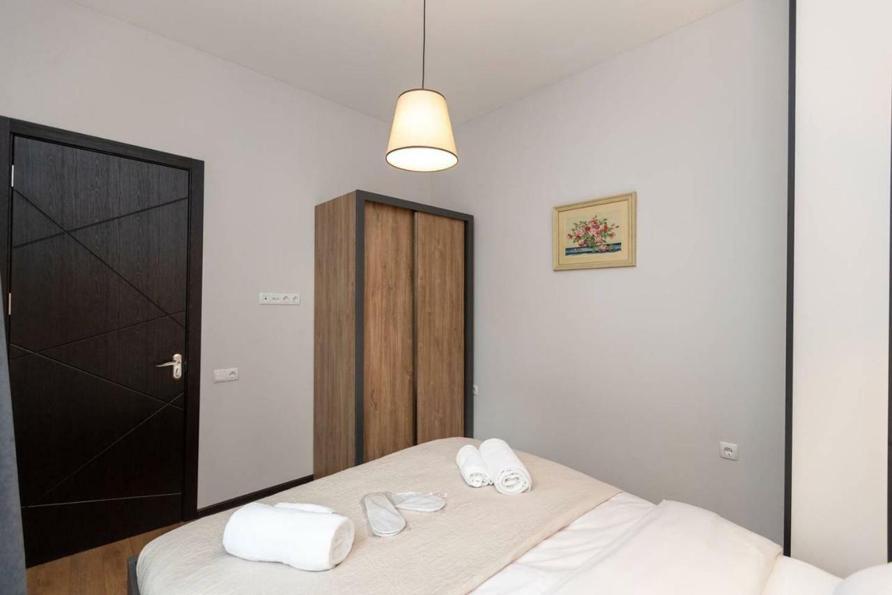 Wehost Apartment Near Fabrika Tbilissi Extérieur photo